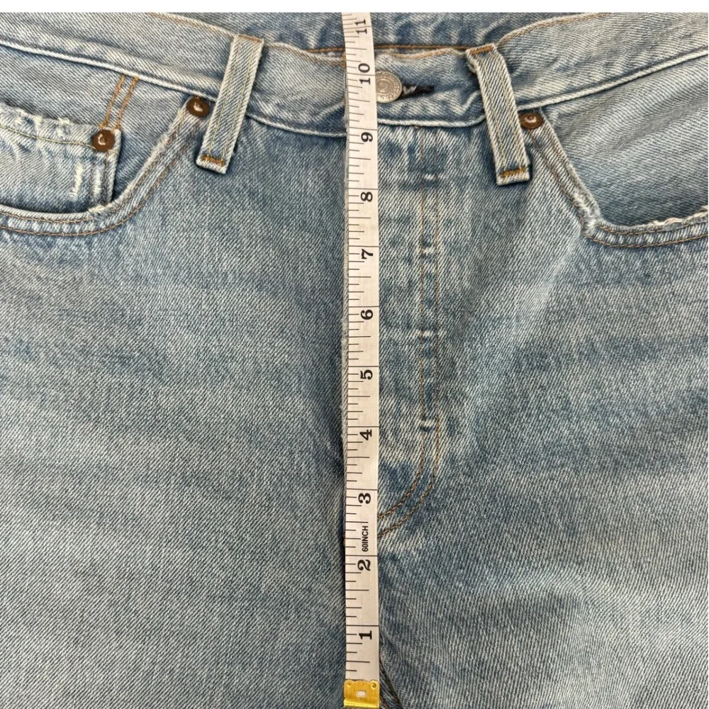 Levis Premium 501 Distressed Light‎ Wash Button Fly Jeans W28 L28 Denim Skinny